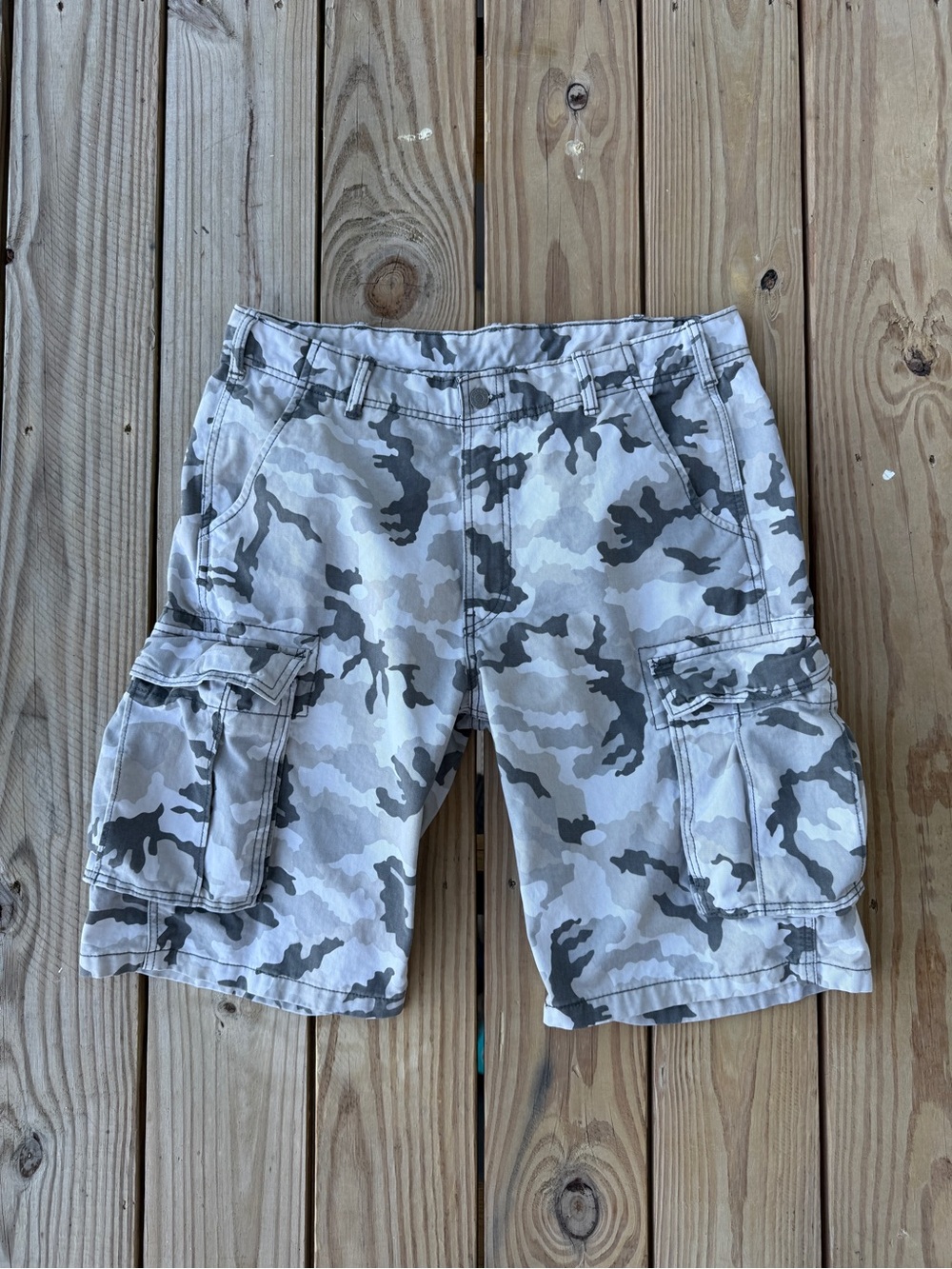 Levis Cargo Shorts Men's 36 Gray Camo 100% Cotton Flip Pockets Baggy